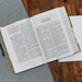 Holy Bible, King James Version, Pew Bible, Large Print de Thomas Nelson, Tapa dura - Quierox - Tienda Online