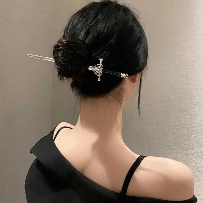 Horquilla china: palillos metálicos con forma de espada para recogidos elegantes - Quierox - Tienda Online