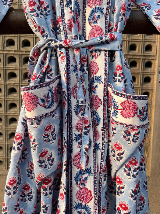 Bata kimono de algodón con estampado floral Buti: bata de casa con estampado a mano