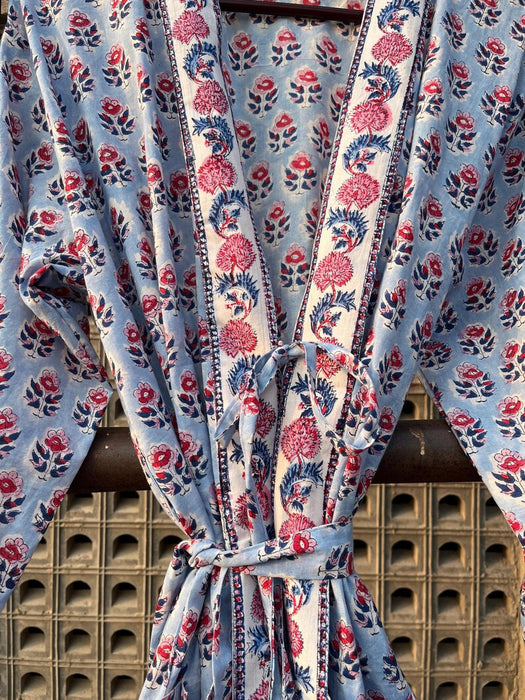 Bata kimono de algodón con estampado floral Buti: bata de casa con estampado a mano