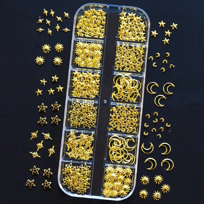 Juego de 12 Encantos Metálico 3D Dorado para Uñas - Quierox - Tienda Online