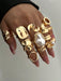 Juego de 12 piezas de anillos metálicos texturados de múltiples capas - Quierox - Tienda Online