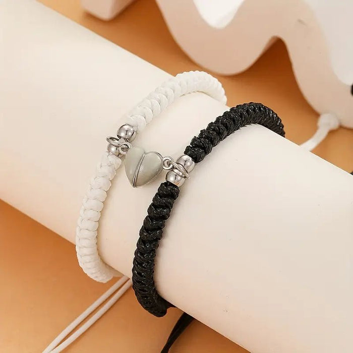 Juego de 2 Pulseras Tejidas a Mano para Parejas con Dije - Quierox - Tienda Online