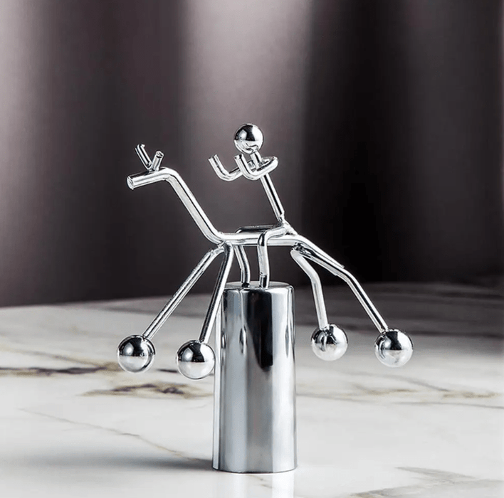 Juguetes de equilibrio de física, Bola de equilibrio creativa, estatuilla de pareja de hierro - Quierox - Tienda Online