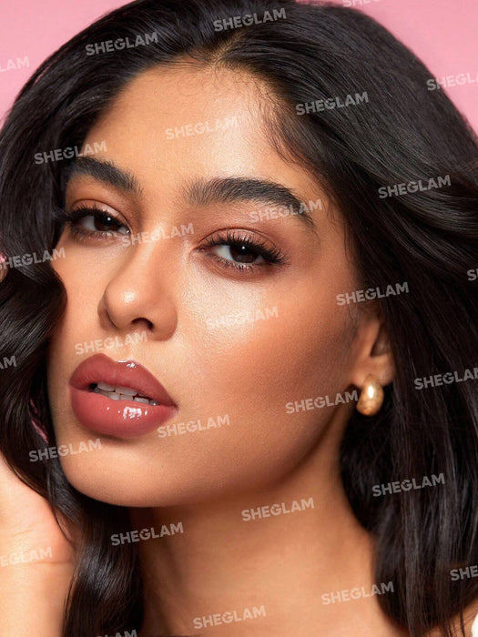 Lápiz delineador y brillo labial SHEGLAM Lip Rules - Judgey Much 2 en 1 - Quierox - Tienda Online