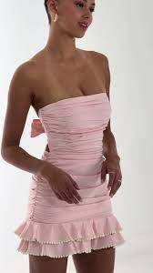 LUCY IN THE SKY Vestido ajustado fruncido sin tirantes en rosa - Quierox - Tienda Online