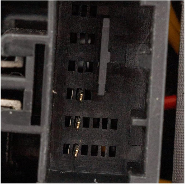 Luz trasera 2016 bombilla halógena del lado del pasajero Volkswagen Passat - Quierox - Tienda Online