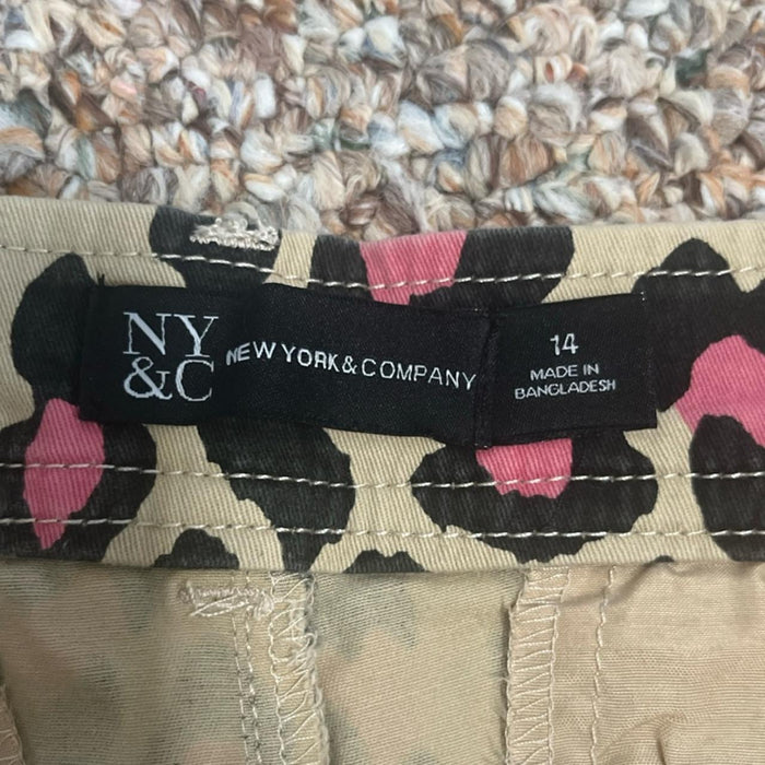 Pantalones cortos rosas y tostados para mujer de New York & Company - Quierox - Tienda Online