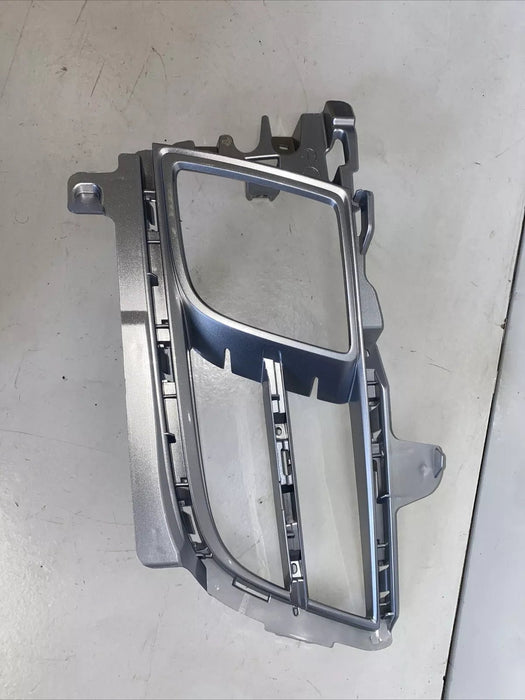 PARRILLA DE LUZ ANTINIEBLA DELANTERA IZQUIERDA GS7T50C21B - Quierox - Tienda Online