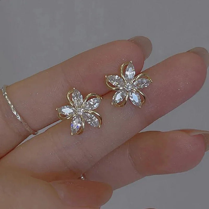Pendientes de semental de flores delicadas para mujeres - Quierox - Tienda Online