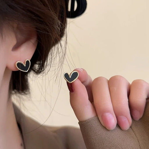 Pendientes pequeños simples de estilo coreano con forma de corazón - Quierox - Tienda Online