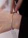 Pulsera de tira retorcida para mujeres minimalista y de moda - Quierox - Tienda Online