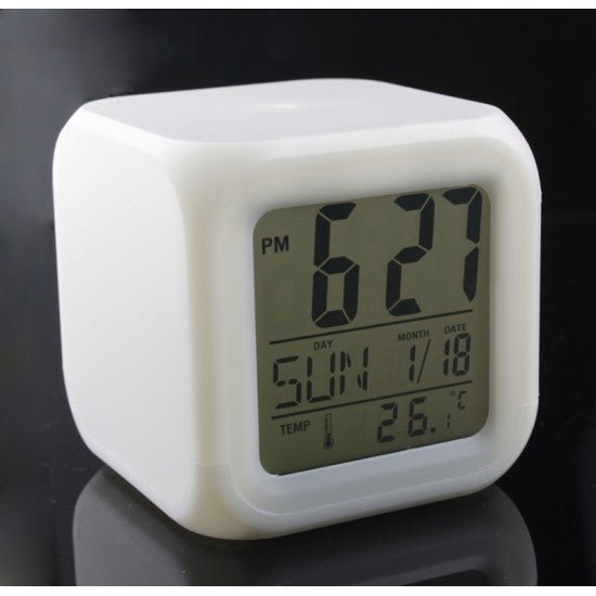 Reloj despertador LED cúbico que cambia de color + fecha y temperatura - Quierox - Tienda Online