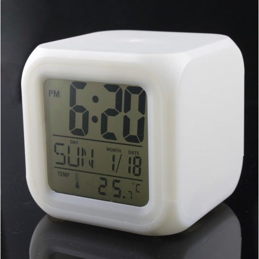 Reloj despertador LED cúbico que cambia de color + fecha y temperatura - Quierox - Tienda Online