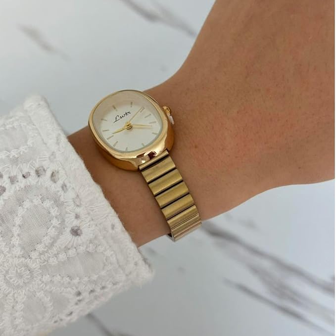 Reloj Ovalado para Mujer, Diseño Elegante Dorado, Correa Metálica Ajustable. - Quierox - Tienda Online