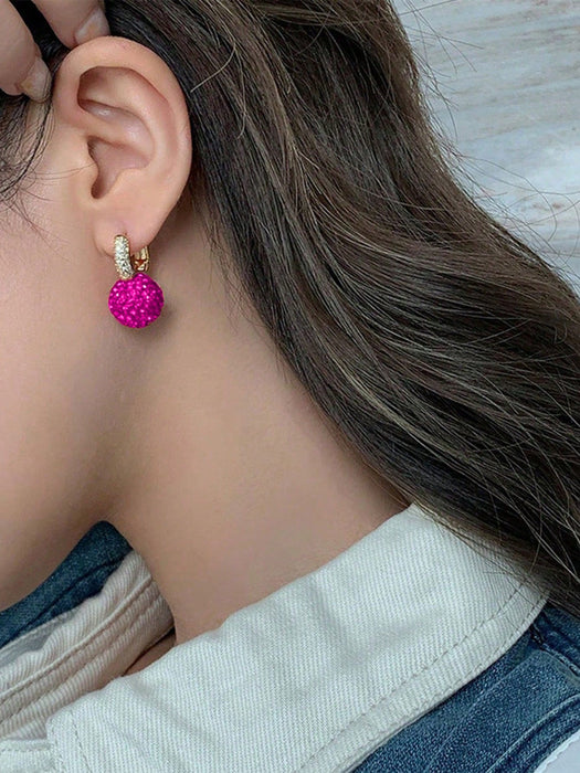Shein 1 par de elegantes pendientes colgantes con diseño de bola roja adornados con diamantes de imitación para mujer - Quierox - Tienda Online