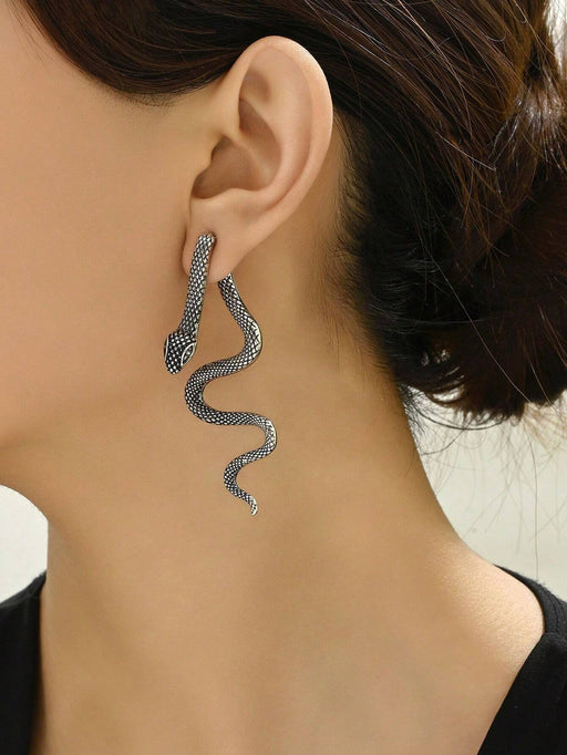 Shein 1 par de pendientes únicos con textura de serpiente minimalistas, delicados y creativos - Quierox - Tienda Online