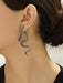 Shein 1 par de pendientes únicos con textura de serpiente minimalistas, delicados y creativos - Quierox - Tienda Online