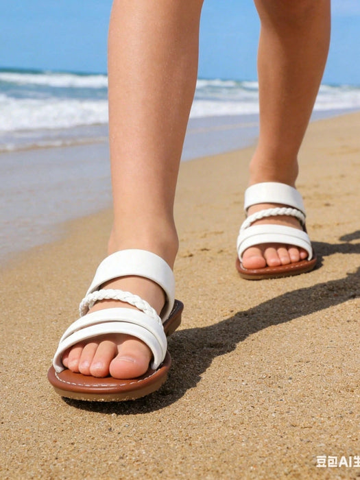 SHEIN 1 par de sandalias planas ligeras de tejido trenzado para niñas - Quierox - Tienda Online