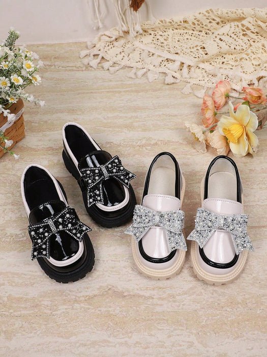 Shein 1 par de zapatos de niña nuevos, modernos, con lazo, de PU y perlas - Quierox - Tienda Online