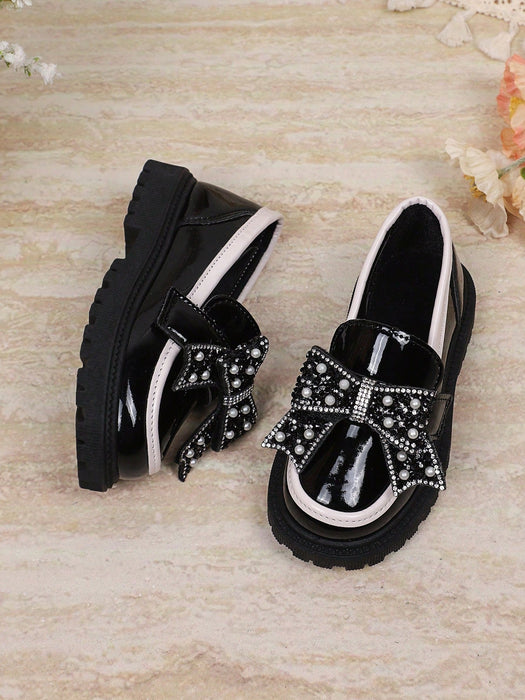 Shein 1 par de zapatos de niña nuevos, modernos, con lazo, de PU y perlas - Quierox - Tienda Online