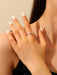SHEIN 1 pieza Anillo de letra minimalista y novedoso para mujer - Quierox - Tienda Online