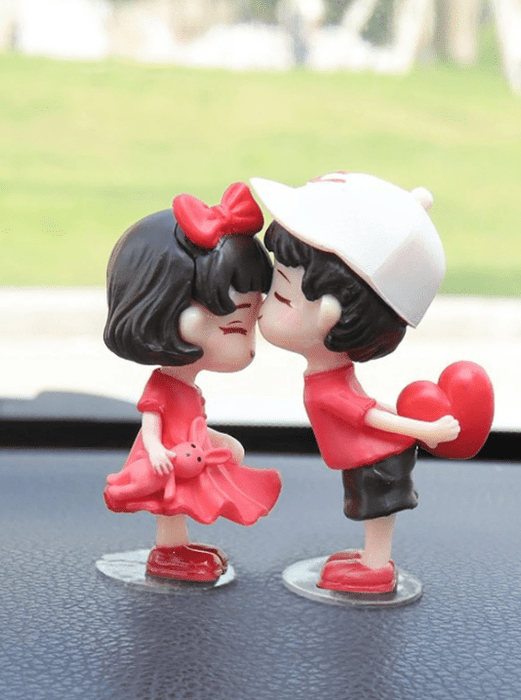 SHEIN 2 piezas de adornos para coche con diseño de figura - Quierox - Tienda Online