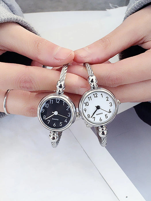 SHEIN 2 relojes de cuarzo con manecillas redondas, ideales como regalo para estudiantes - Quierox - Tienda Online