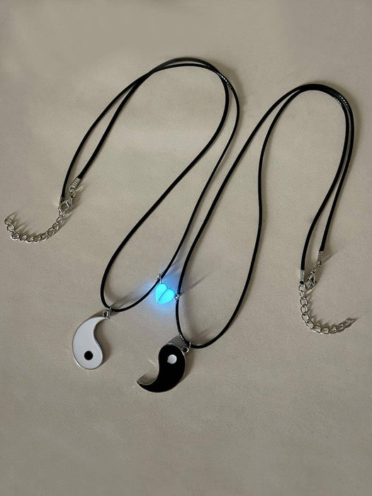 SHEIN ATLVXJL Set de 2 collares con colgante en forma de corazón de cuero - Quierox - Tienda Online