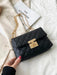 SHEIN Bolso con cadena Acolchado para mujer - Quierox - Tienda Online