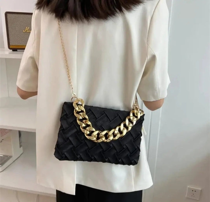 SHEIN Bolso cuadrado con detalle de cadena trenzada - Quierox - Tienda Online