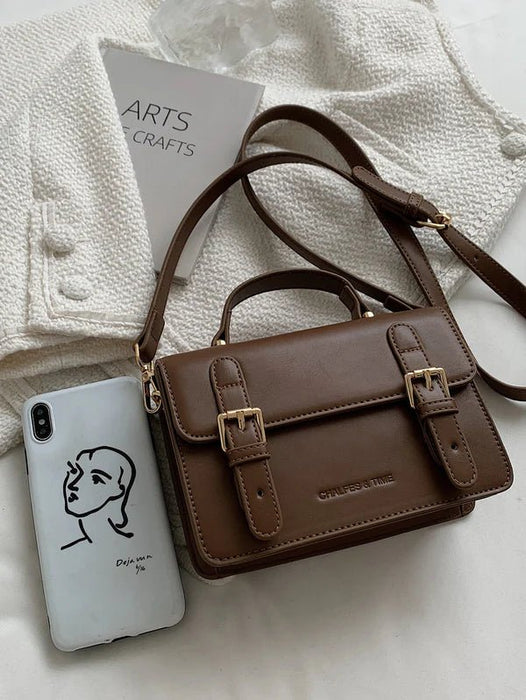 Shein - Bolso de mano de PU con solapa y hebilla para mujer, estilo universitario - Quierox - Tienda Online