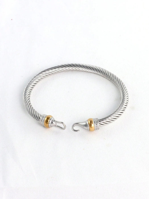 Shein Brazalete de acero inoxidable con forma de gancho y cable giratorio - Quierox - Tienda Online