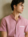 Shein Camisa de manga corta con botones y cuello alto para hombre de HIMLAND, Old Money - Quierox - Tienda Online