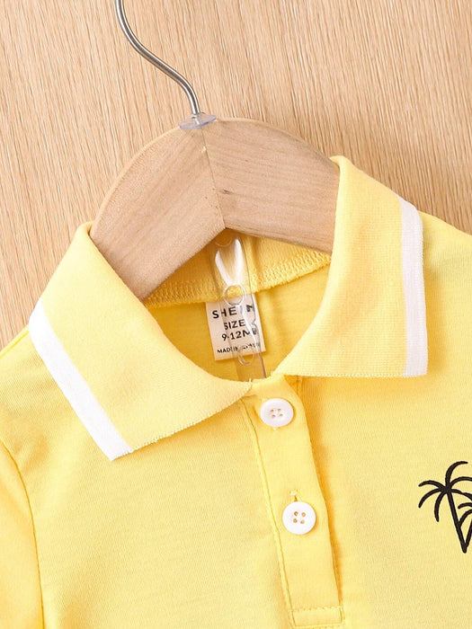 Shein Camisa estampada de manga corta con botones delanteros y pantalones cortos desgastados - Quierox - Tienda Online