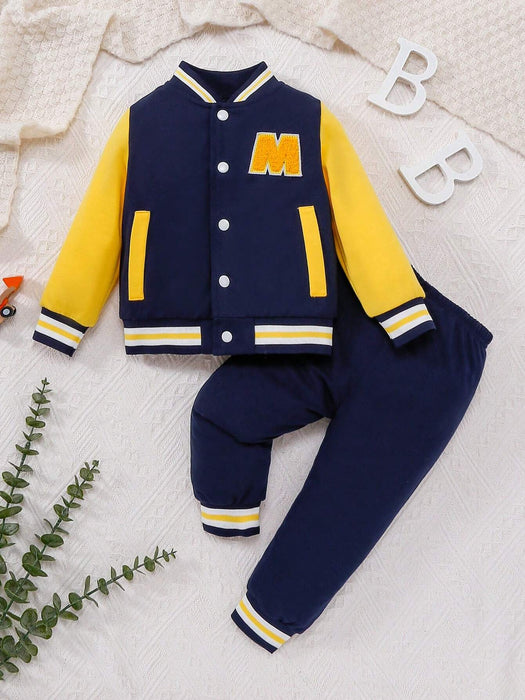 Shein Chaqueta universitaria y pantalones deportivos con parches de letras y rayas para bebé niño - Quierox - Tienda Online