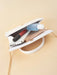 SHEIN Clutch de moda para mujer, de color liso, con decoración metálica y cierre de solapa - Quierox - Tienda Online