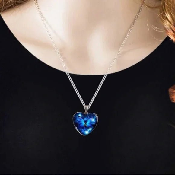 SHEIN Colgante de collar con mariposa en forma de corazón - Quierox - Tienda Online
