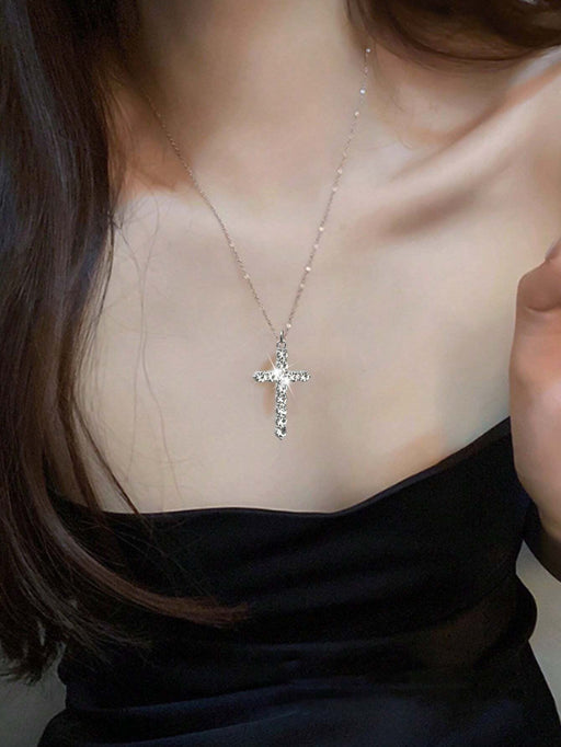 Shein Collar de colgante de cruz con diamantes incrustados - Quierox - Tienda Online