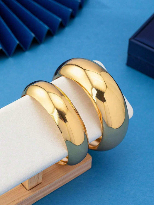 SHEIN Conjunto de 2 pulseras anchas de metal texturizado, estilo retro, clásico - Quierox - Tienda Online