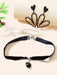Shein Conjunto de joyería de 3 piezas: Collar gargantilla de terciopelo negro con colgante de corazón retro, aretes colgantes de corazón - Quierox - Tienda Online