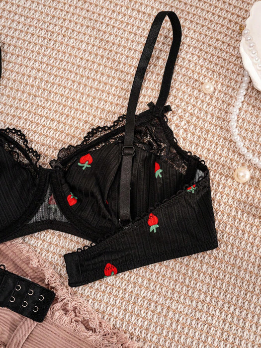 SHEIN Conjunto de lencería para mujer: sujetador negro con estampado de fresas y ribete de encaje - Quierox - Tienda Online