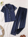 Shein Conjunto de pijama de satén liso, top informal de manga corta con botones y solapa - Quierox - Tienda Online