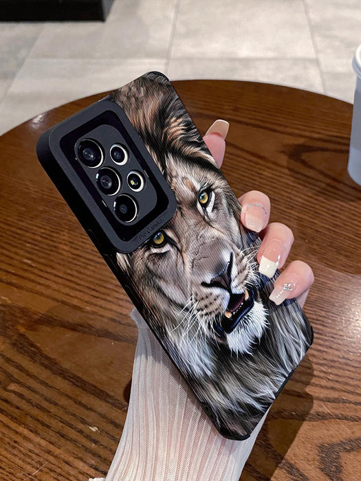 Shein Cover de teléfono de poliuretano termoplástico con estampado de león - Quierox - Tienda Online
