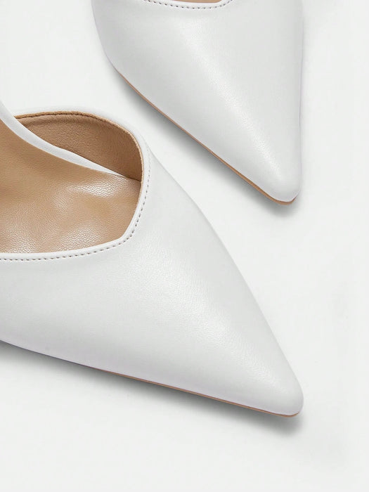 SHEIN CUCCOO BIZCHIC Zapatos de tacón alto blancos con punta en V y tira al tobillo - Quierox - Tienda Online