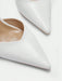 SHEIN CUCCOO BIZCHIC Zapatos de tacón alto blancos con punta en V y tira al tobillo - Quierox - Tienda Online