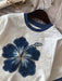 SHEIN EZwear Camiseta de ajuste holgado, estampado floral azul y estilo minimalista - Quierox - Tienda Online