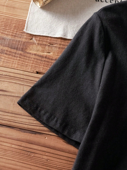 SHEIN EZwear Camiseta de manga corta ajustada informal de talla grande con diseño arquitectónico - Quierox - Tienda Online