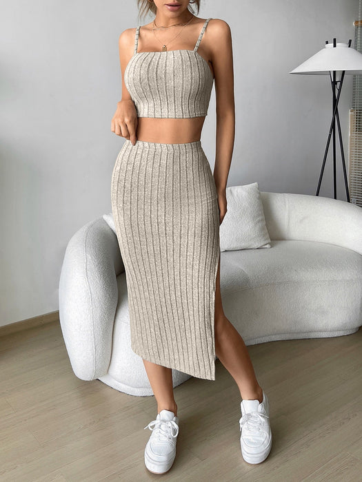 SHEIN EZwear Conjunto De Dos Piezas Con Top De Tirantes Liso Y Falda - Quierox - Tienda Online