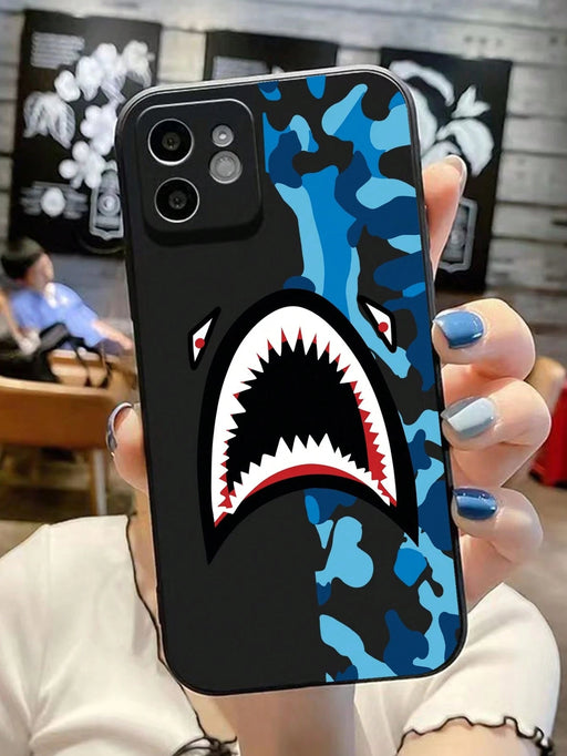 SHEIN Funda de teléfono de TPU resistente con estampado de camuflaje para iPhone 12 - Quierox - Tienda Online